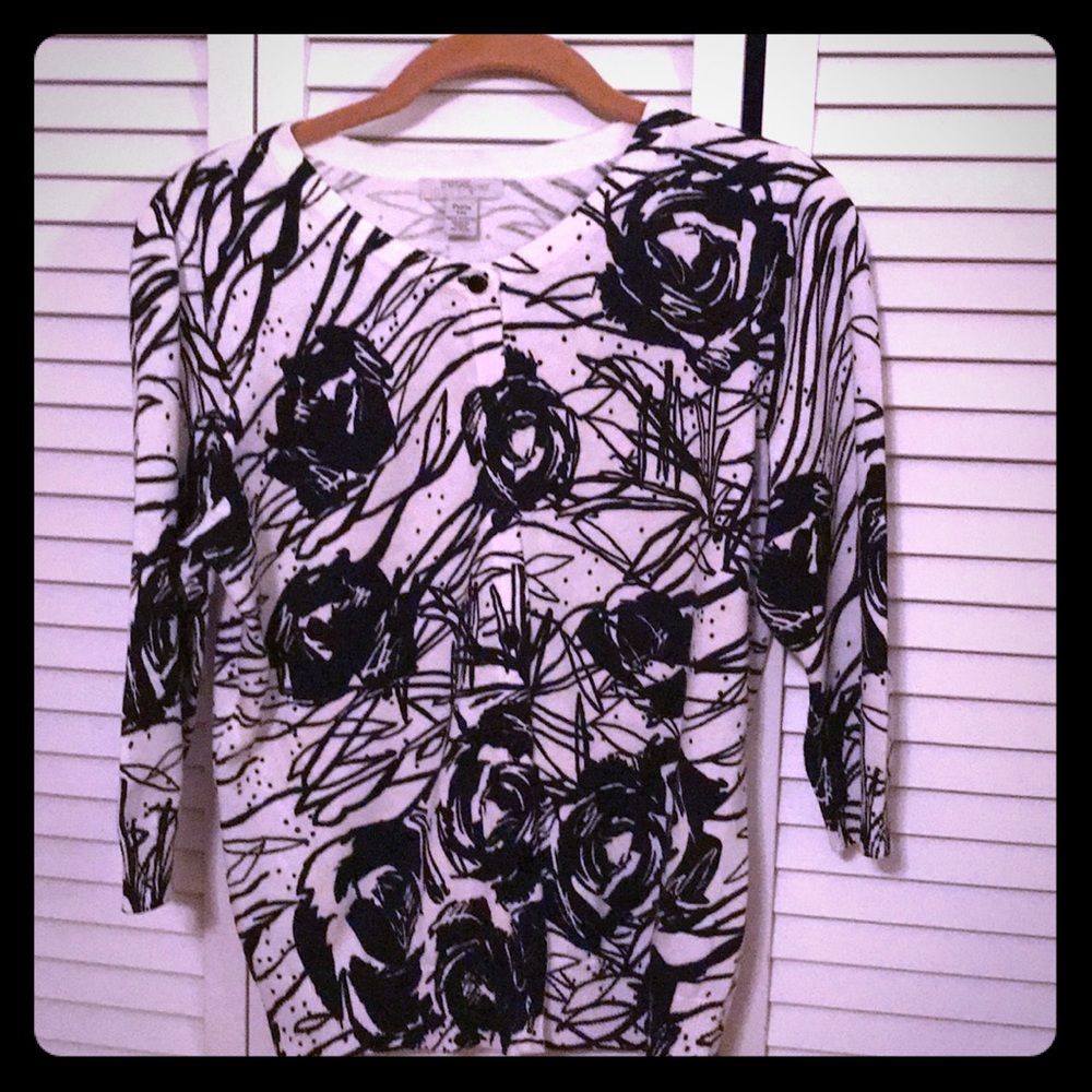 Mercer Street Studio black and white sweater